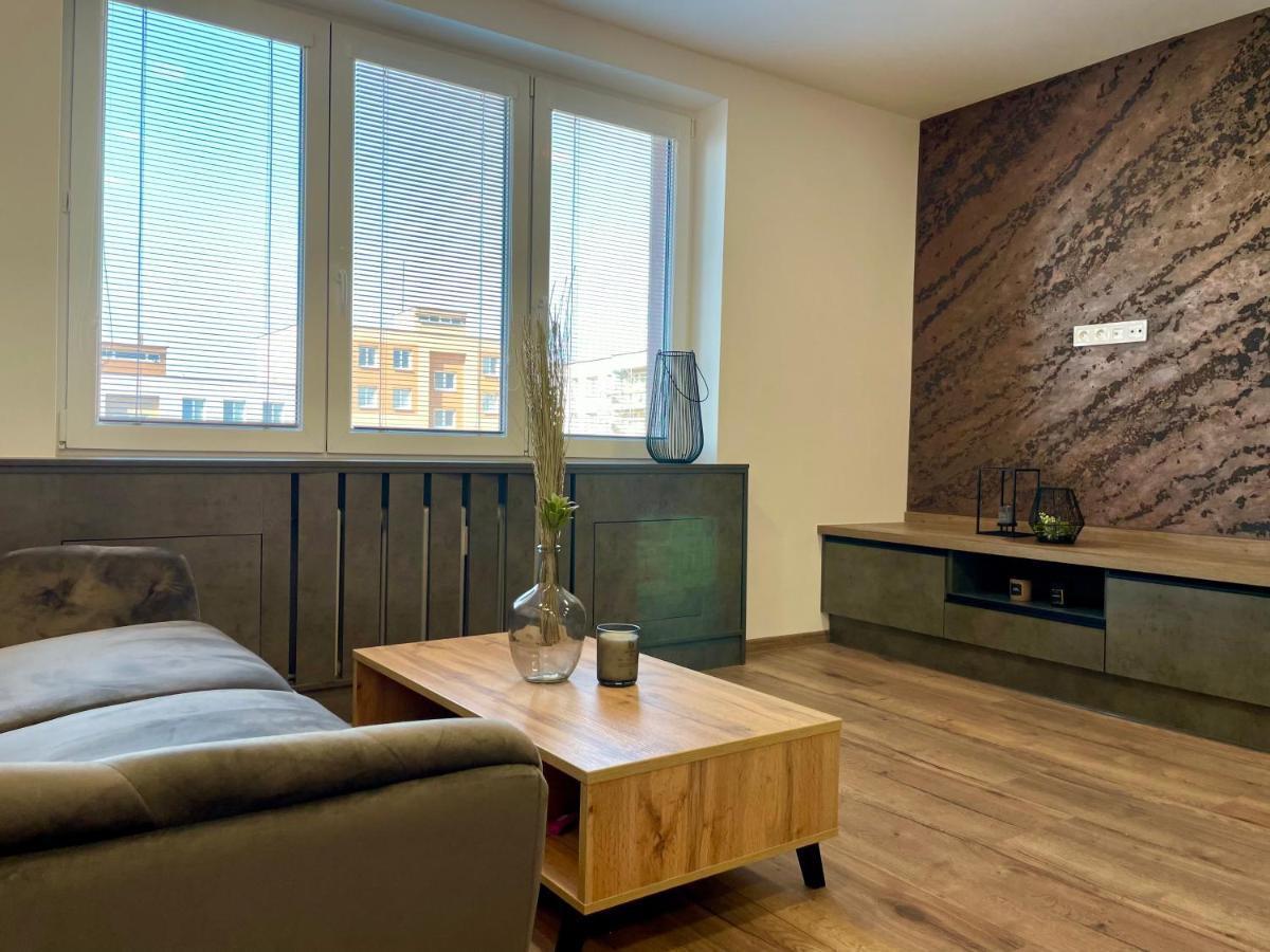 Luxusni Nove Zrekonstruovany Apartman 2Kk - 47M2 - Ostrava Centrum Kültér fotó